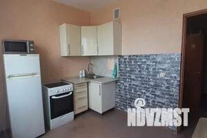 1-к квартира, посуточно, 40м2, 14/17 этаж