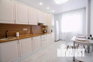 1-к квартира, посуточно, 42м2, 9/18 этаж