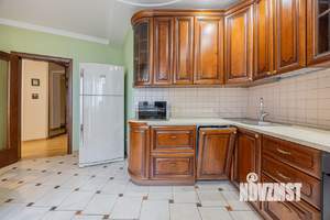 3-к квартира, на длительный срок, 100м2, 4/8 этаж