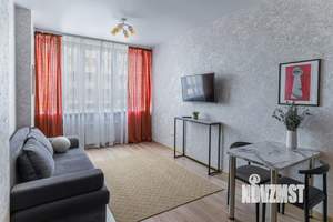 2-к квартира, посуточно, 37м2, 3/15 этаж