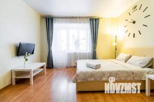 1-к квартира, посуточно, 38м2, 7/10 этаж