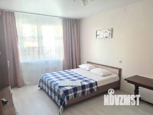 1-к квартира, посуточно, 37м2, 2/10 этаж