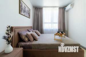 Студия квартира, посуточно, 34м2, 14/19 этаж