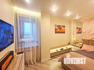 1-к квартира, посуточно, 42м2, 8/17 этаж