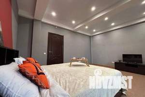 1-к квартира, посуточно, 47м2, 1/2 этаж