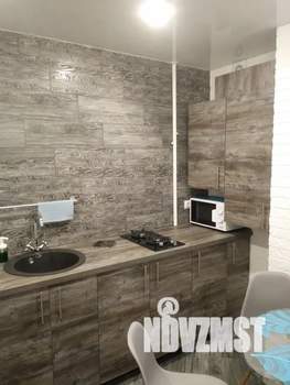 1-к квартира, посуточно, 33м2, 2/5 этаж