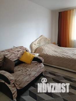 1-к квартира, посуточно, 35м2, 3/10 этаж