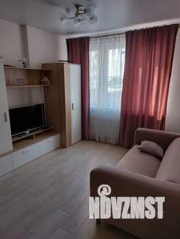 1-к квартира, посуточно, 38м2, 2/9 этаж