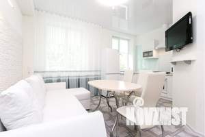 2-к квартира, посуточно, 42м2, 2/4 этаж