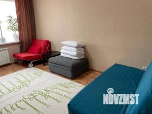 1-к квартира, посуточно, 43м2, 2/10 этаж