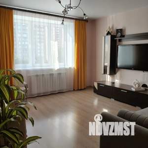 2-к квартира, посуточно, 56м2, 3/10 этаж