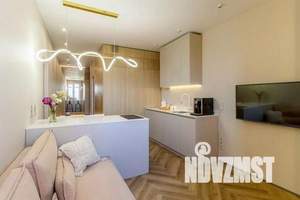 2-к квартира, посуточно, 40м2, 18/25 этаж