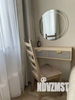 1-к квартира, посуточно, 35м2, 7/25 этаж