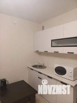 Студия квартира, посуточно, 25м2, 6/10 этаж