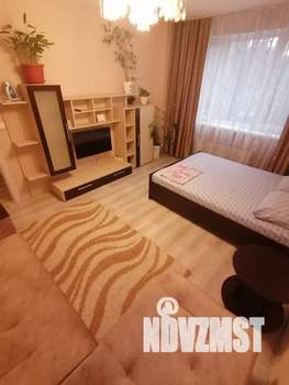 1-к квартира, посуточно, 37м2, 3/19 этаж