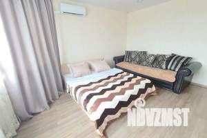 1-к квартира, посуточно, 54м2, 13/19 этаж