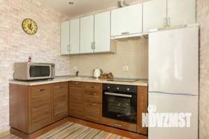 1-к квартира, посуточно, 39м2, 4/18 этаж