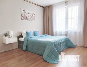 1-к квартира, посуточно, 32м2, 4/10 этаж