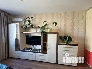 1-к квартира, посуточно, 42м2, 1/1 этаж