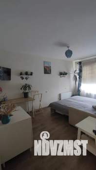 Студия квартира, посуточно, 35м2, 6/25 этаж