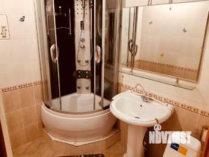 1-к квартира, посуточно, 44м2, 10/10 этаж