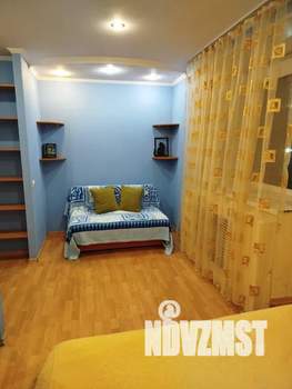 3-к квартира, посуточно, 47м2, 2/9 этаж