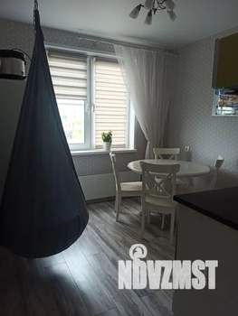 3-к квартира, посуточно, 57м2, 1/10 этаж