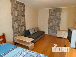 1-к квартира, посуточно, 33м2, 6/9 этаж