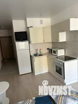 Студия квартира, посуточно, 25м2, 6/23 этаж