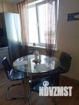 2-к квартира, посуточно, 60м2, 1/1 этаж