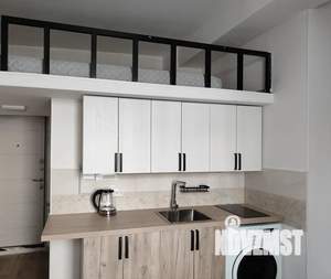 Студия квартира, посуточно, 25м2, 1/4 этаж
