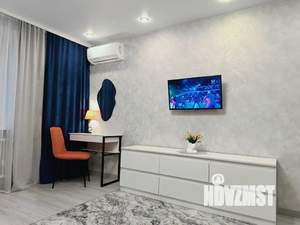 1-к квартира, посуточно, 35м2, 3/10 этаж