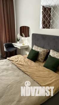 2-к квартира, посуточно, 52м2, 1/18 этаж