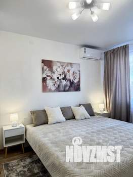 1-к квартира, посуточно, 35м2, 4/10 этаж