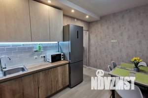 1-к квартира, посуточно, 46м2, 2/10 этаж