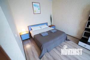 1-к квартира, посуточно, 38м2, 10/17 этаж