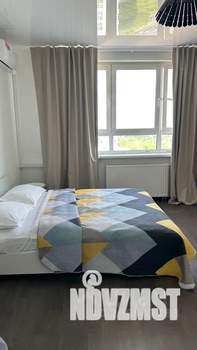 Студия квартира, посуточно, 27м2, 20/25 этаж