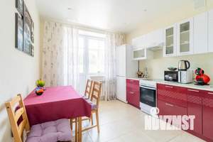 1-к квартира, посуточно, 48м2, 4/9 этаж