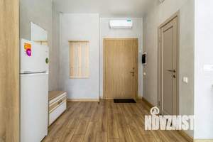 Студия квартира, посуточно, 38м2, 3/12 этаж