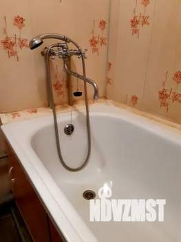 1-к квартира, посуточно, 38м2, 5/5 этаж