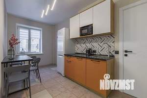 3-к квартира, посуточно, 67м2, 1/1 этаж