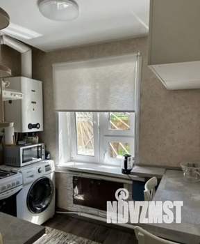 2-к квартира, посуточно, 38м2, 1/2 этаж