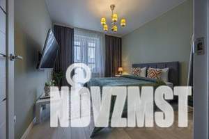 1-к квартира, посуточно, 38м2, 3/10 этаж