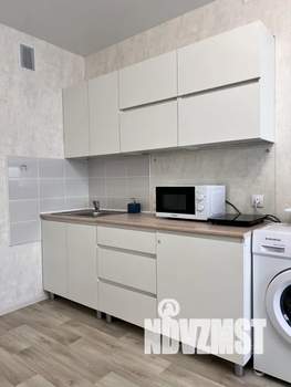 1-к квартира, посуточно, 40м2, 1/9 этаж