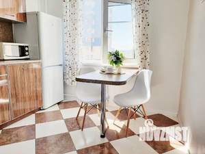 1-к квартира, посуточно, 32м2, 4/10 этаж