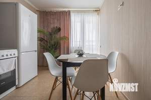 1-к квартира, посуточно, 43м2, 1/1 этаж