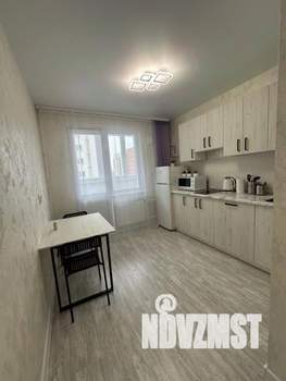 1-к квартира, посуточно, 36м2, 1/1 этаж