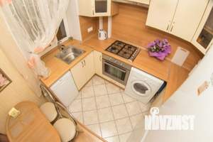 1-к квартира, посуточно, 53м2, 1/1 этаж