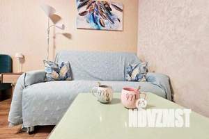 1-к квартира, посуточно, 40м2, 1/17 этаж