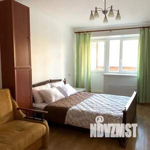 1-к квартира, посуточно, 42м2, 3/5 этаж